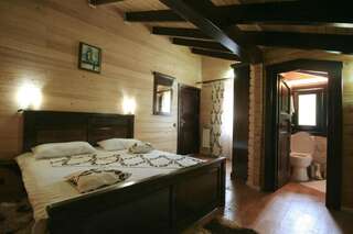 Курортные отели Complex Turistic Le Baron Ватра-Дорней Традиционный двухместный номер с 1 кроватью-4